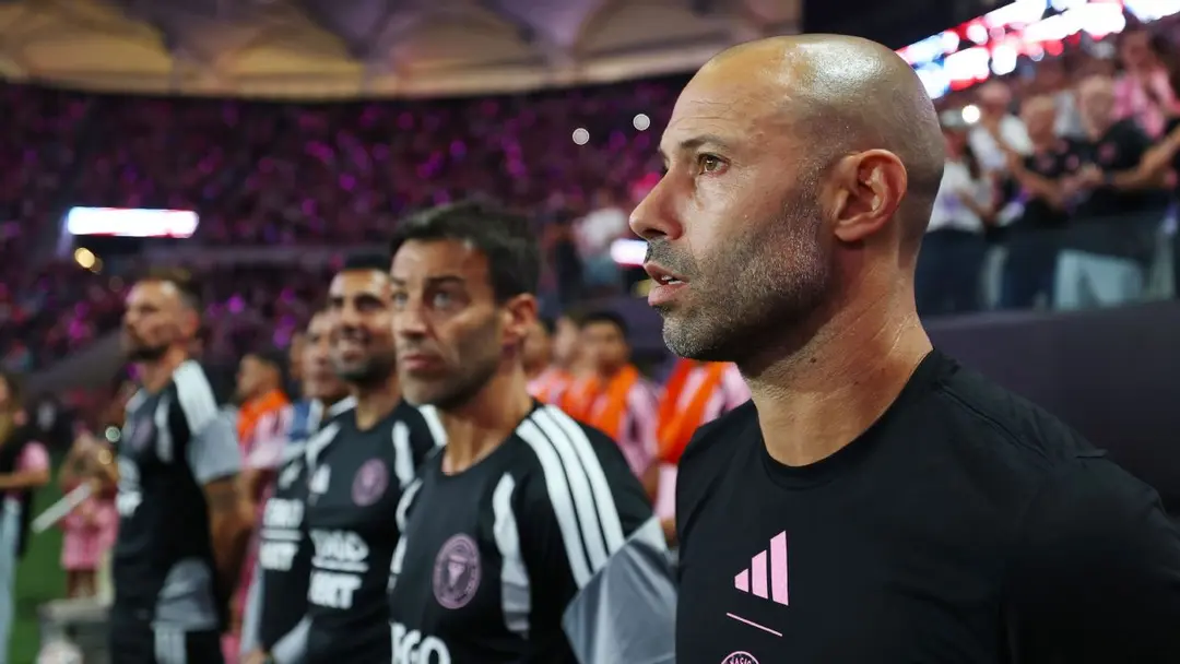 মেসিদের কোচের পদত্যাগ